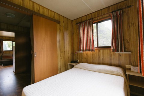 Wonboyn Cabins - Bed n Breakfasts 3