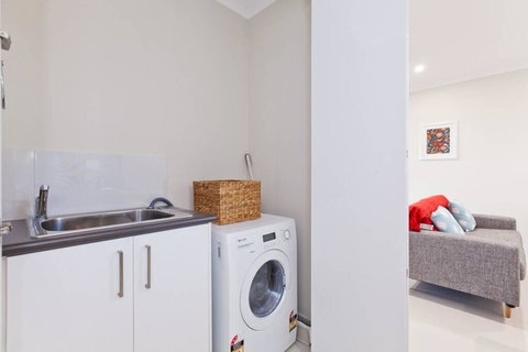 Woodlands - Home With A View - Local Tourism 1