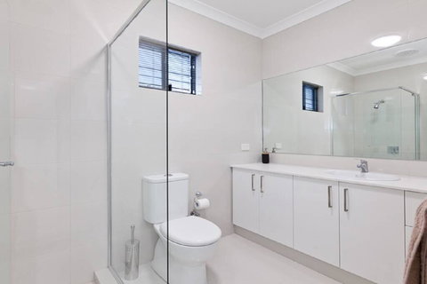 Woodlands - Home With A View - Local Tourism 2