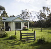 Woongara Cottage - Pet friendly country retreat - Local Tourism