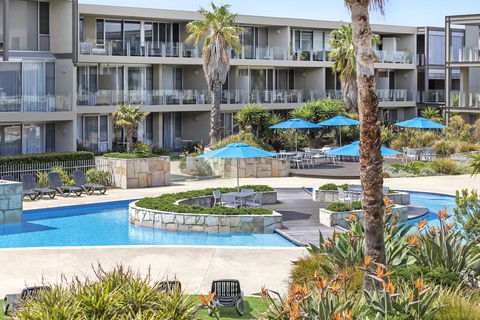 Wyndham Resort Torquay - Local Tourism 3