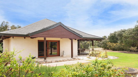 Yallingup Retreat - Australia Shopping 2