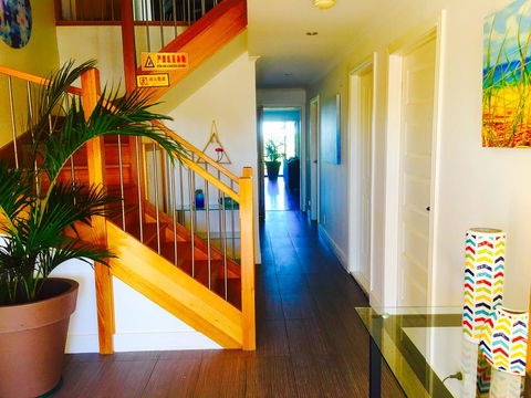 Yes Holiday Home - Accommodation Australia 2
