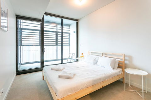 York & George: Sydney CBD - Local Tourism 2