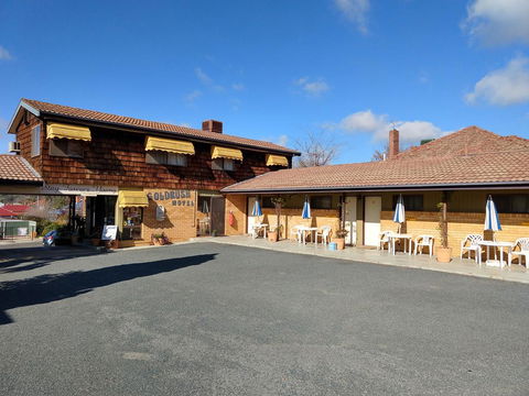 Young Goldrush Motel - Local Tourism 1