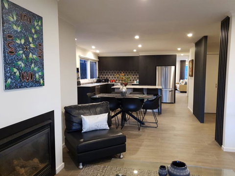 Your Home Away From Home - Accommodation Australia 3