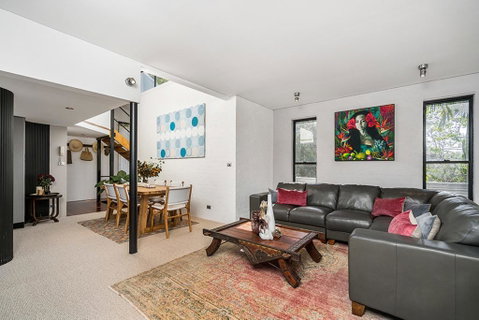 Your Luxury Escape - The Loft - Accommodation Australia 1