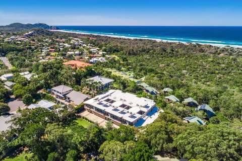 Your Luxury Escape - Vue From Here - Accommodation Australia 3