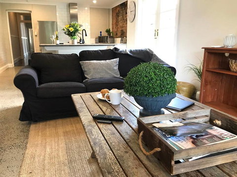 YSG The Edward Townhouse 151 - Walk To Town - Accommodation Australia 0