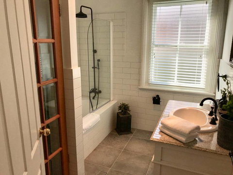 YSG The Edward Townhouse 153 - Walk To Town - Accommodation Australia 2
