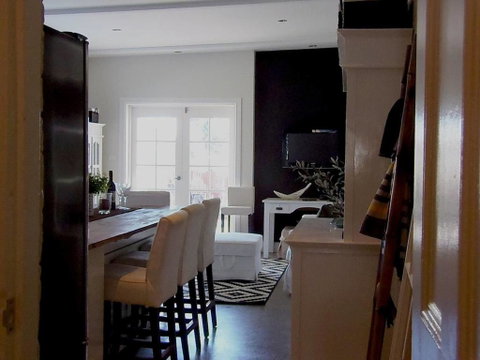 YSG The Edward Townhouses 155 And 157 - Steps To Town - Accommodation Australia 0