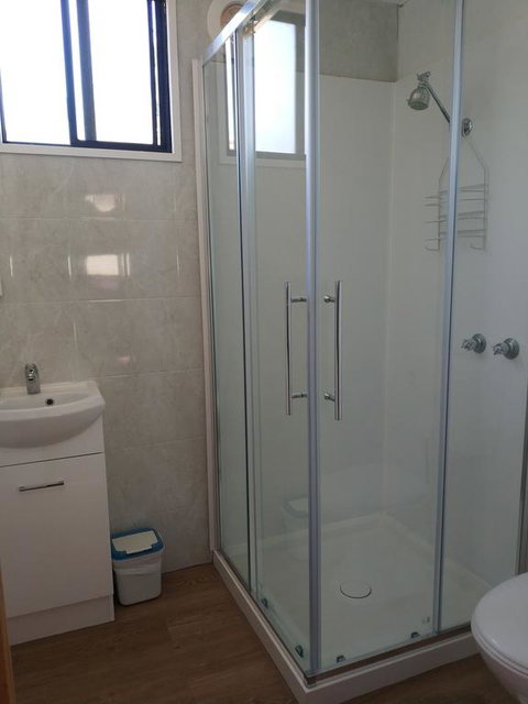 Zeehan Bush Camp - Australia Shopping 3