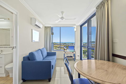 AirliediseNO Hills5min Walk 2 Port Of Airlie/Ferry TerminalWiFiNetflix - Local Tourism 3