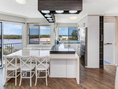 #12 The Outlook, Currimundi - Accommodation Australia 2