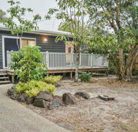 Currimundi Beach House - 1min to Currimundi Lake  Beach - Accommodation Australia