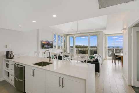 2BR Oceanview Penthouse @ Mantra Salt Resort By UHoliday - Accommodation Australia 2