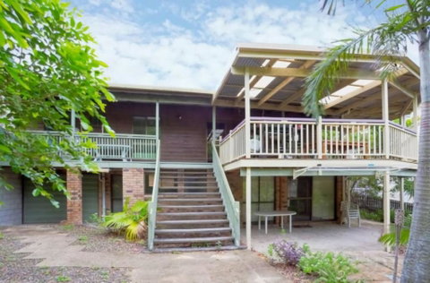 33 Cooloola Drive Rainbow Beach - Accommodation Australia 0