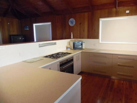 33 Cooloola Drive Rainbow Beach - Accommodation Australia 4