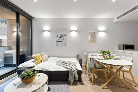 A Chic & Comfy 2BR Apt Near Federation Square - Local Tourism 1