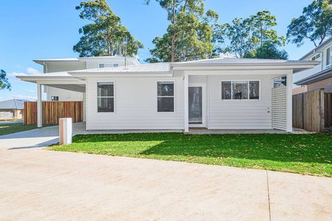 A Coastal Hideaway - Accommodation Australia 0