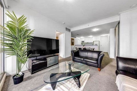 A Comfy 2BR Apt Right Next To Darling Harbour - Accommodation Australia 0