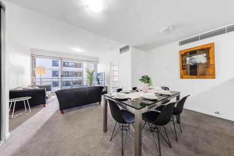 A Comfy 2BR Apt Right Next To Darling Harbour - Accommodation Australia 4