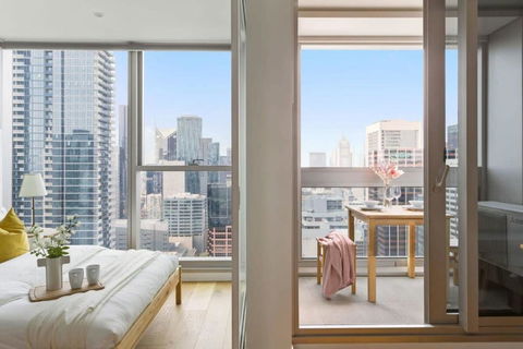 A Comfy 2BR Apt W City Views Near Southern Cross - Accommodation Australia 0