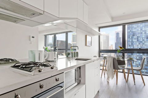 A Comfy & Stylish Apt Near Melbourne Central & QV - Accommodation Australia 2