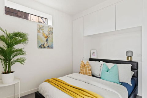 A Comfy & Stylish Apt Near Melbourne Central & QV - Accommodation Australia 1