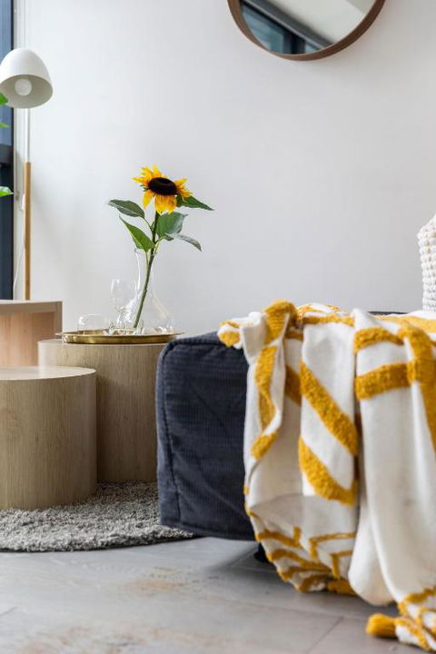 A Comfy & Stylish Apt Near Melbourne Central & QV - Accommodation Australia 3