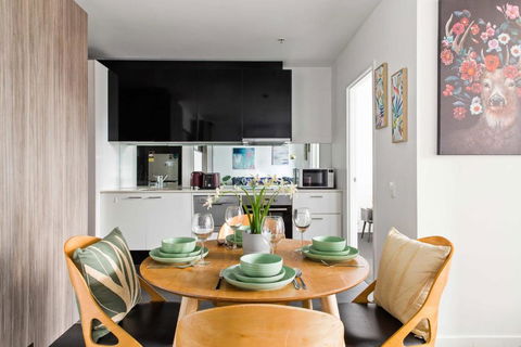 A Cozy 2BR Apt Next To Southern Cross FREE Parking - Accommodation Australia 4