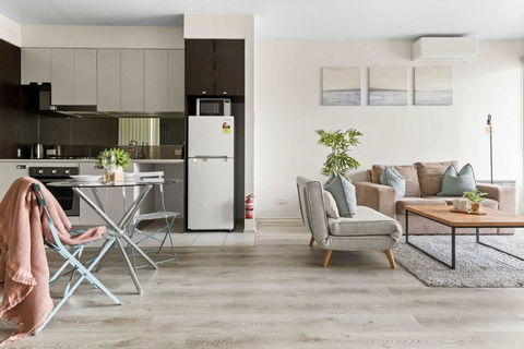 A Cozy & Modern Apt Near To Flemington Races - Accommodation Australia 3