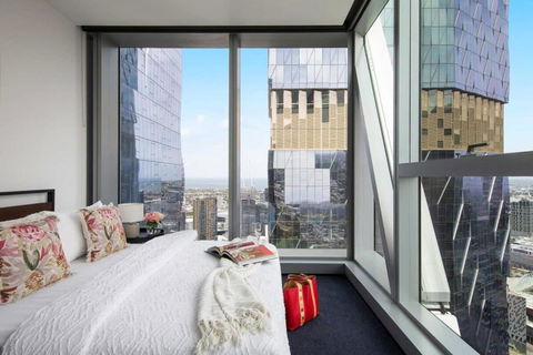 A Lux 2BR Apt Next To Southern Cross City Views - Accommodation Australia 2