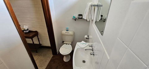 A Railway Lodge - Accommodation Australia 2