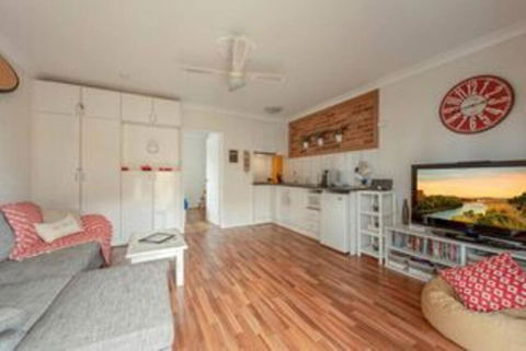A Reef Intermission - A Coast Break At Mollymook - Accommodation Australia 2