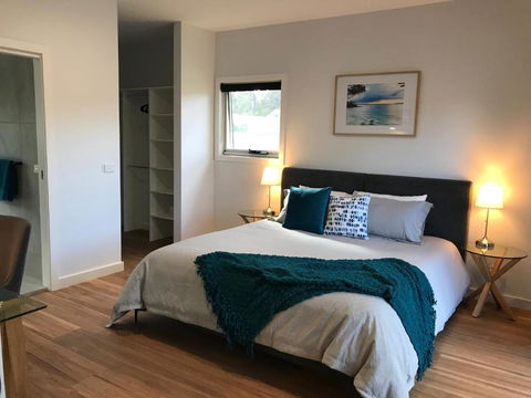 A Sanctuary At Denhams - Family & Pooch Friendly - Accommodation Australia 1