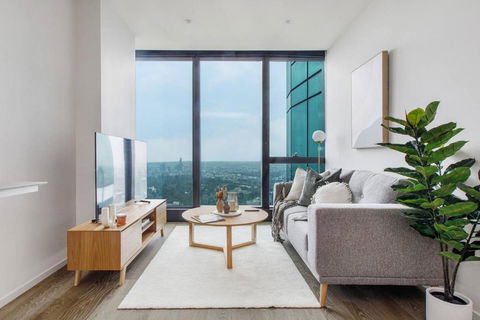 A Sky-high Metropolis Retreat Near The CBD - Accommodation Australia 4