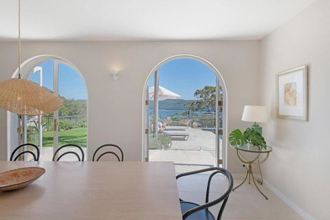 A Slice Of Paradise, Newly Transformed Avalon House With Breathtaking Views - Accommodation Australia 1