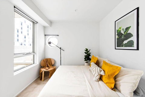 A Stylish 2BR Apt Next To Vic Market FREE Parking - Accommodation Australia 0