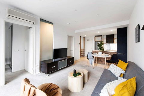 A Stylish 2BR Apt Next To Vic Market FREE Parking - Accommodation Australia 1