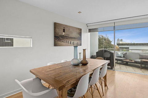 A Touch Of Class - Accommodation Australia 3