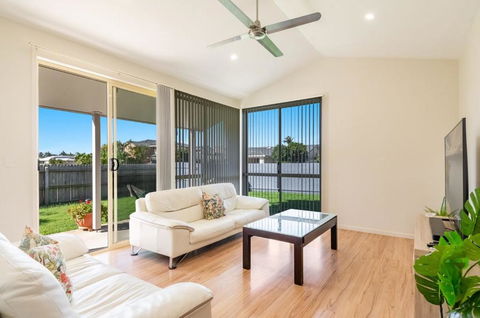 A Wave From It All - Lennox Head - Accommodation Australia 0