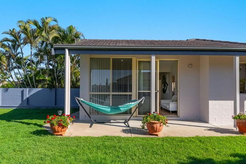 A Wave From It All - Lennox Head - Accommodation Australia 1