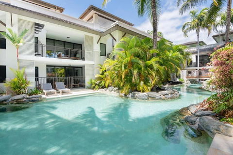 A Well-deserved Beachside Resort Retreat - Accommodation Australia 0