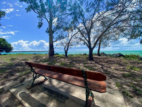 A Yearenda - Water Views -3BR - Steps To The Beach - Accommodation Australia 1
