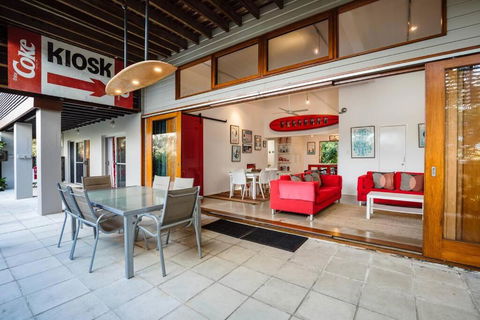 AAA Coke Shack - Accommodation Australia 0