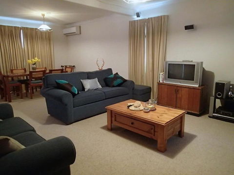 Aalen Endangered Species - Accommodation Australia 0