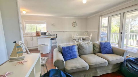Abbey Beachviews With WiFi - Accommodation Australia 3
