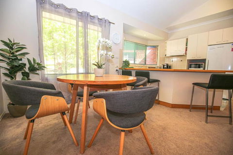 Abenaki - Accommodation Australia 3
