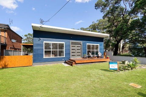 Abode Callala Beach Jervis Bay - 100m To Beach! - Accommodation Australia 0